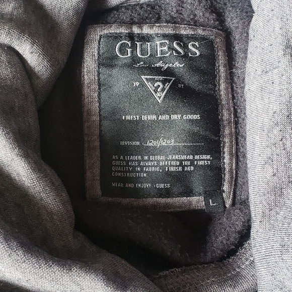 Guess sweatshirt - Picture 5 of 7